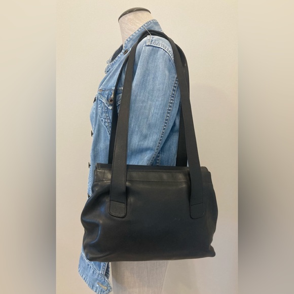 VINTAGE CLASSIC COACH BAG - Picture 3 of 8